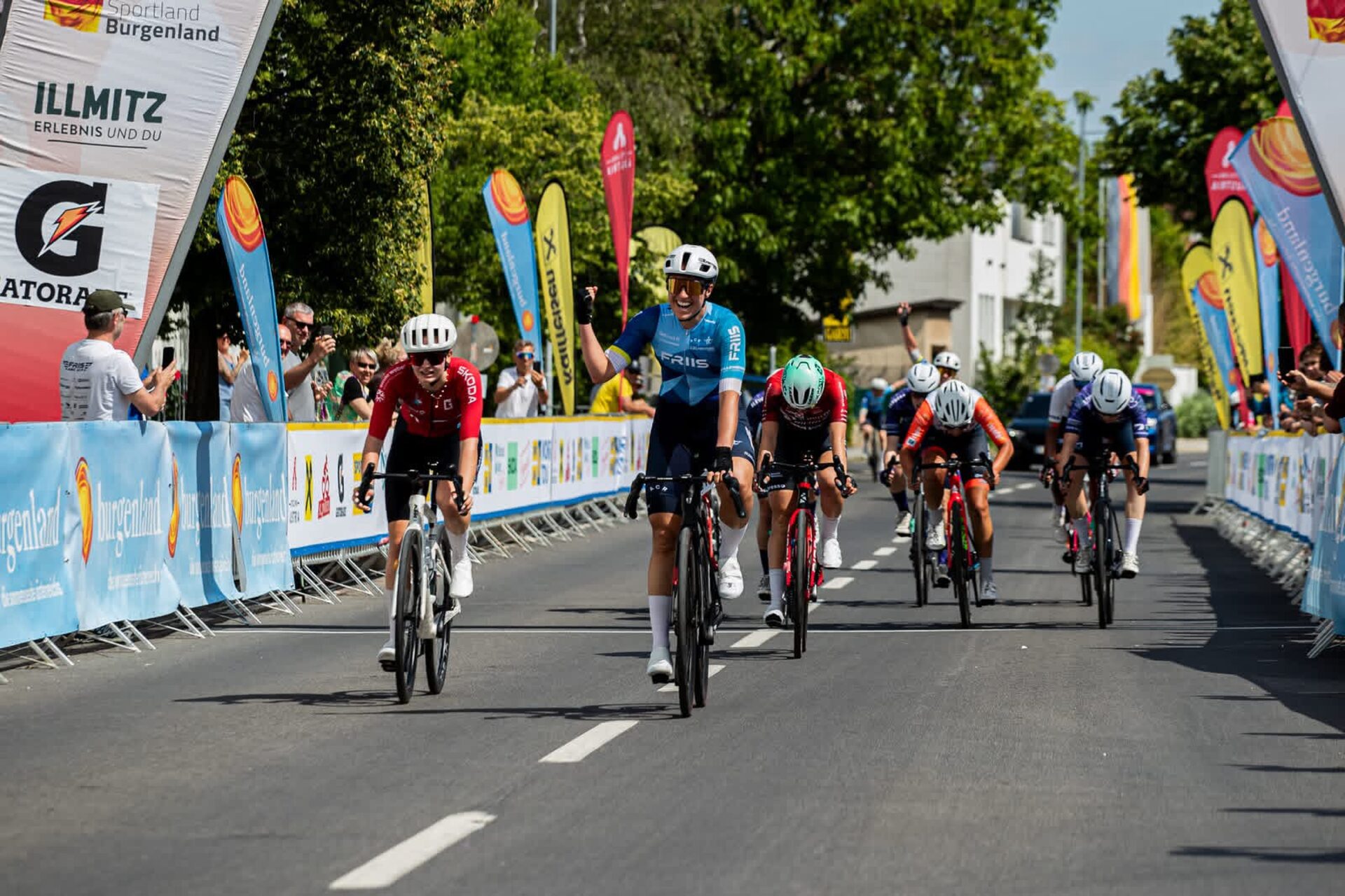 Team FRIIS i finalen af et løb